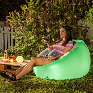 Φουσκωτή πολυθρόνα με πολύχρωμο LED και τηλεχειριστήριο Chight InnovaGoods